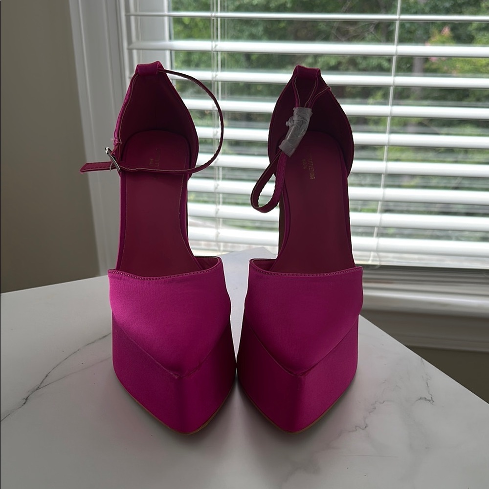 PrettyLittleThing Fuchsia Platform Heels